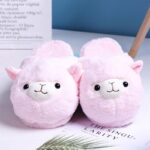 Chausson peluche lama rose kawaii